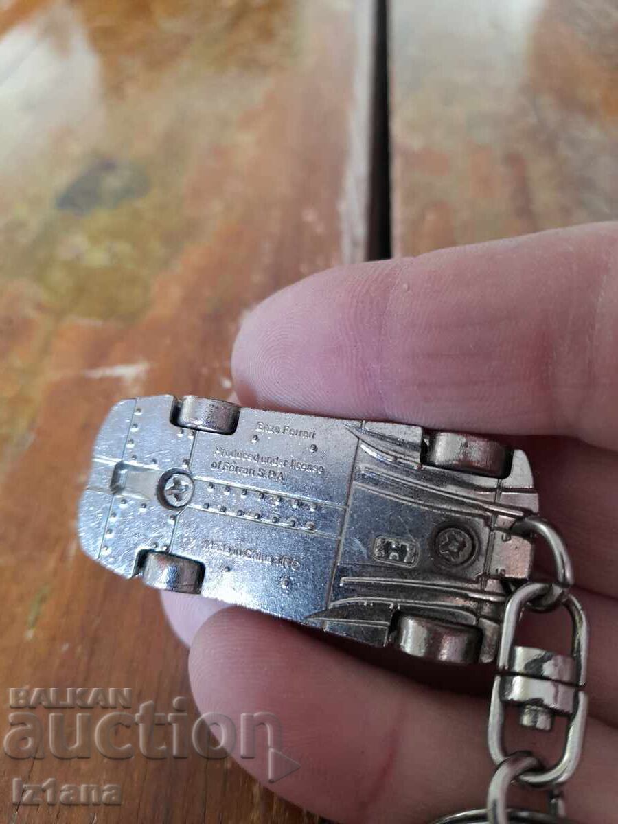 Delivery of Old Enzo Ferrari keychain Delivery of Old Enzo Ferrari keychain