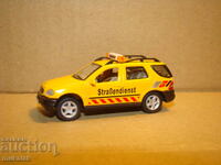 1:72 HONGWELL MERCEDES BENZ ML TOY TRUCK MODEL