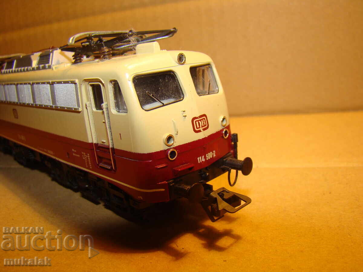 Auction LIMA H0 1/87 RAILWAY CAR TRAIN LOCOMOTIVE MODEL TOY Auction LIMA H0 1/87 RAILWAY CAR TRAIN LOCOMOTIVE MODEL TOY
