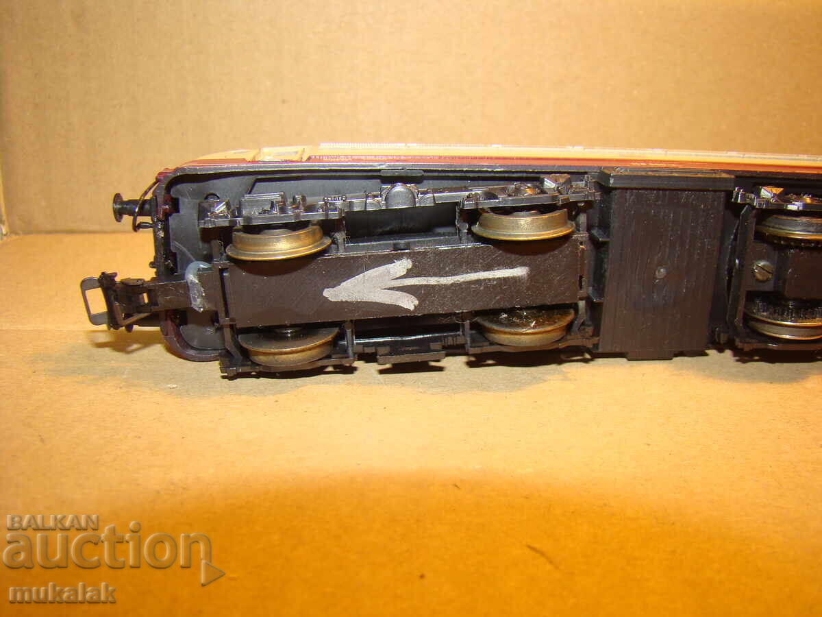 LIMA H0 1/87 RAILWAY CAR TRAIN LOCOMOTIVE MODEL TOY - 6 LIMA H0 1/87 RAILWAY CAR TRAIN LOCOMOTIVE MODEL TOY - 6