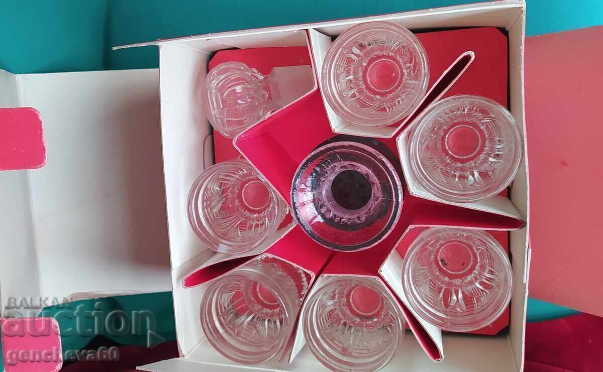 Livrarea Serviciu de cristal ROYAL, carafă, pahare în cutie