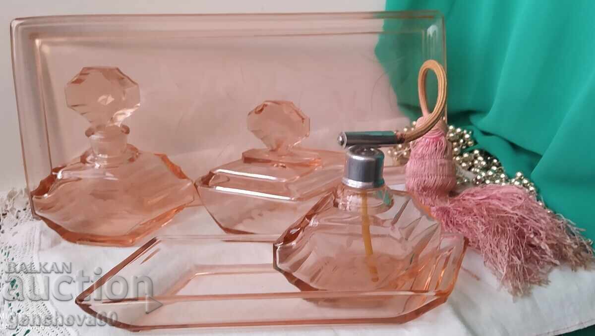 Antique Art Deco Crystal Vanity Set Antique Art Deco Crystal Vanity Set