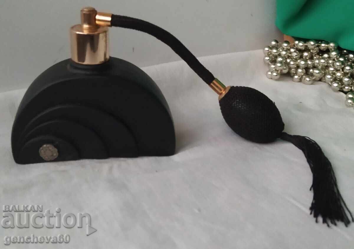 Auction Art Deco black frosted perfume bottle Auction Art Deco black frosted perfume bottle