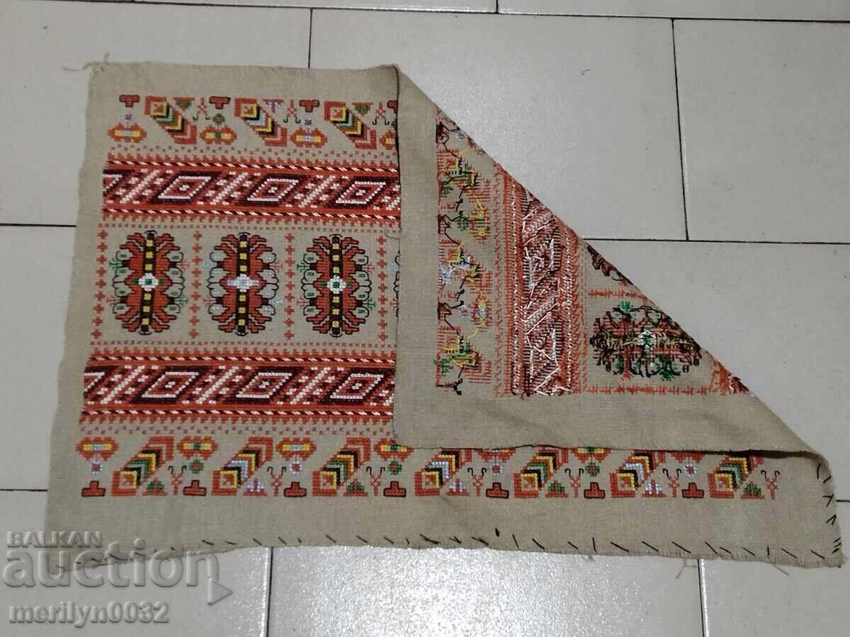 Auction  Embroidery for a pillowcase costume