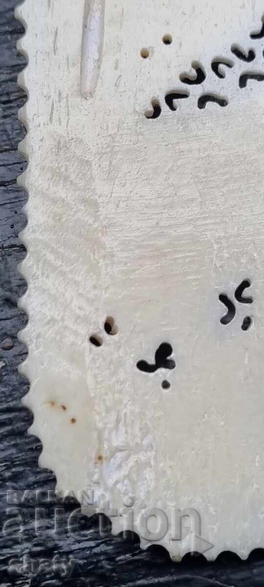 Ivory necklace. - 6 Ivory necklace. - 6