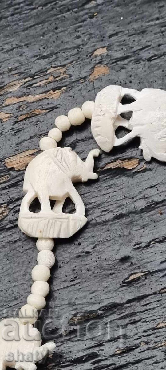 Ivory necklace. - 7 Ivory necklace. - 7