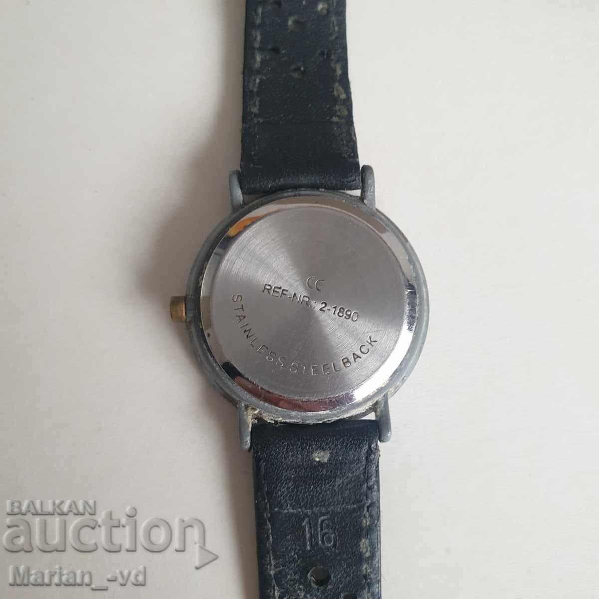 Quartz wristwatch Scene - 5 Quartz wristwatch Scene - 5