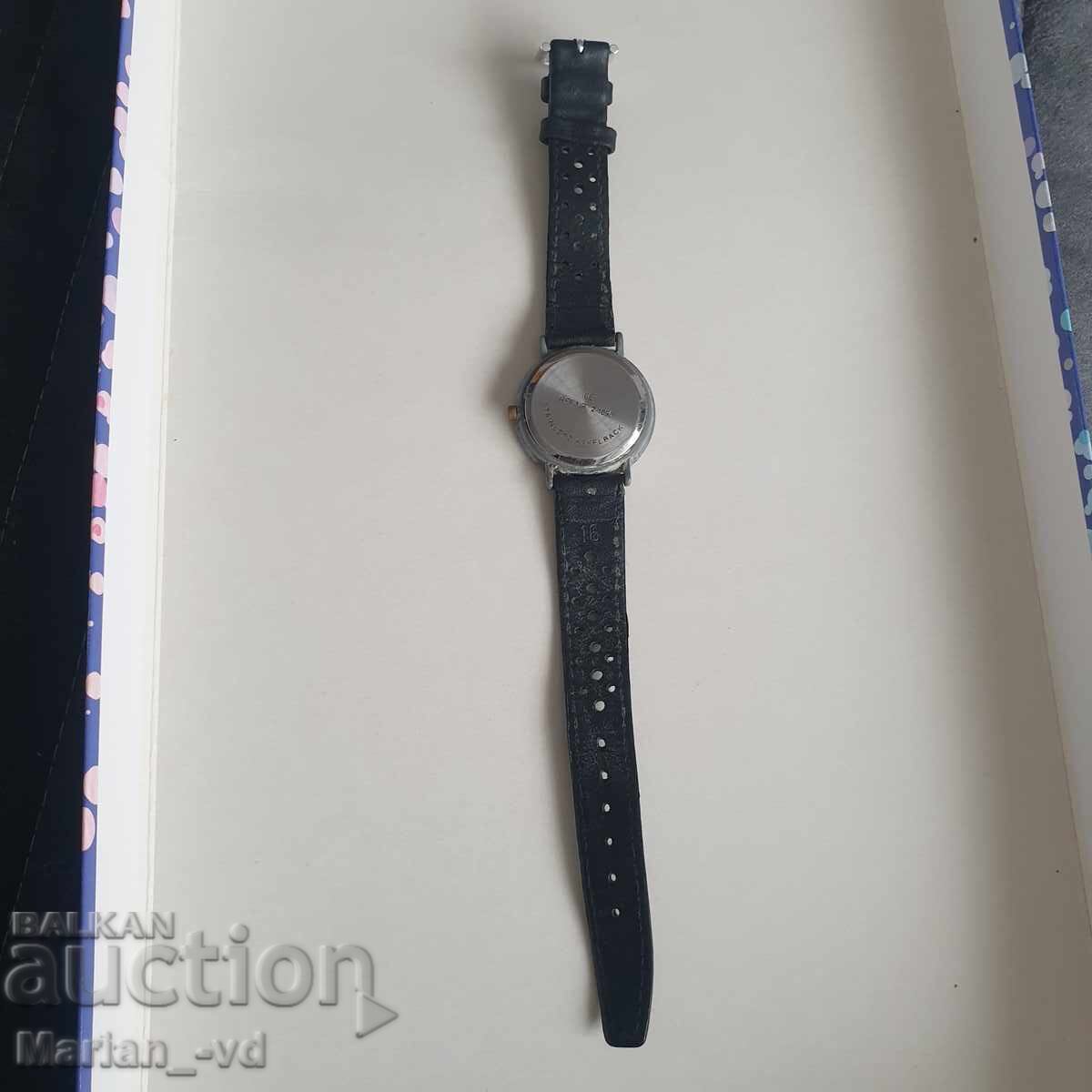 Quartz wristwatch Scene - 6 Quartz wristwatch Scene - 6