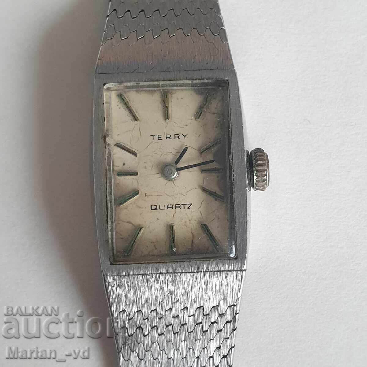 Ladies quartz watch with price 20.00 BGN | € 10.23 Ladies quartz watch with price 20.00 BGN | € 10.23