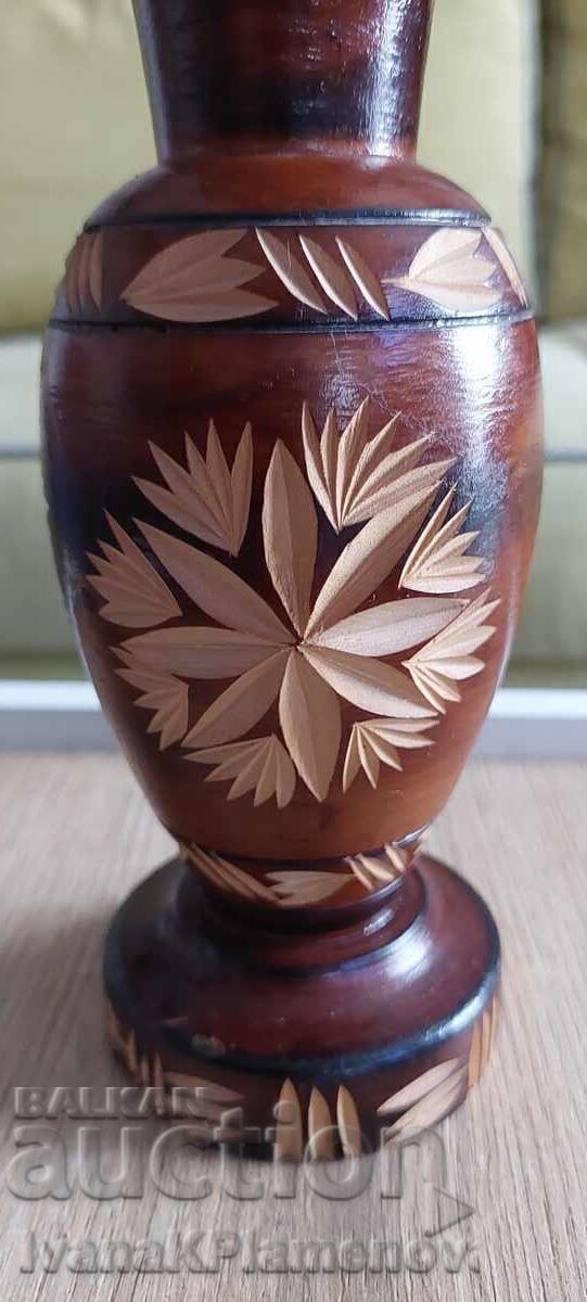 Παράδοση Σκάλισμα βάζου, ύψος 22 cm