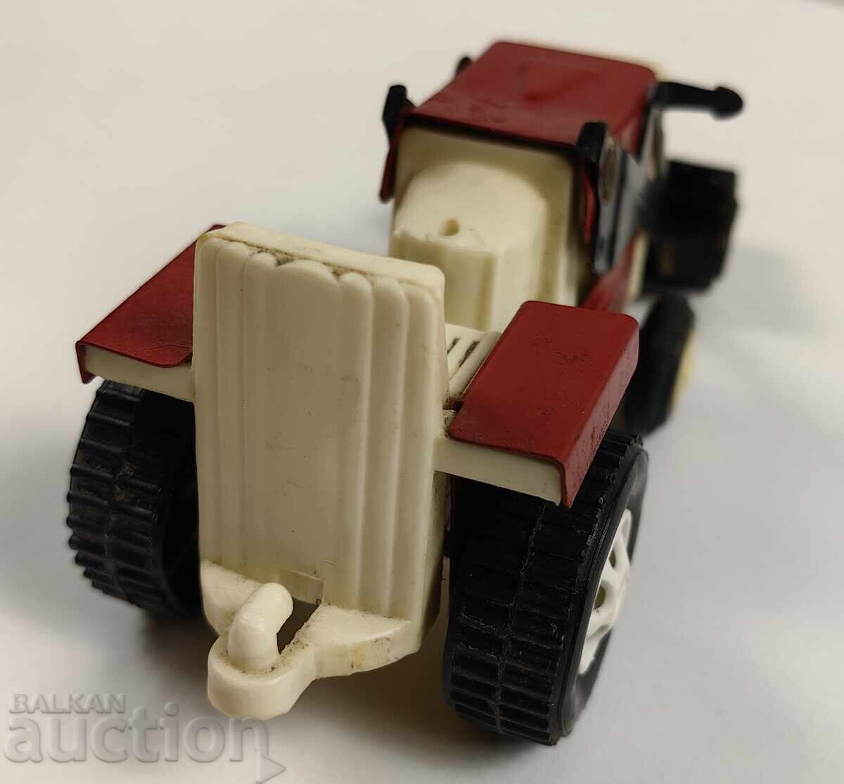 Delivery of SOC TRUCK PEACE MICRO TRUCK METAL SHEET METAL TOY Delivery of SOC TRUCK PEACE MICRO TRUCK METAL SHEET METAL TOY