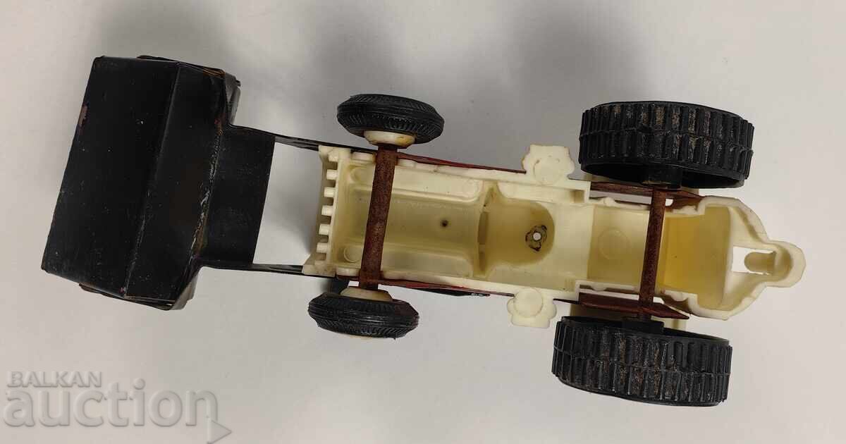 SOC TRUCK PEACE MICRO TRUCK METAL SHEET METAL TOY - 5 SOC TRUCK PEACE MICRO TRUCK METAL SHEET METAL TOY - 5