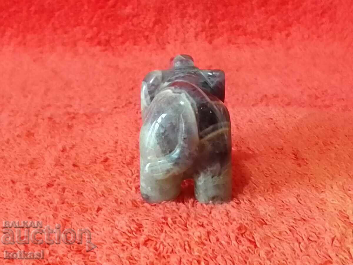 Παράδοση Μικρός ΕΛΕΦΑΝΤΗΣ ημιπολύτιμος λίθος Αμέθυστος Παράδοση Μικρός ΕΛΕΦΑΝΤΗΣ ημιπολύτιμος λίθος Αμέθυστος