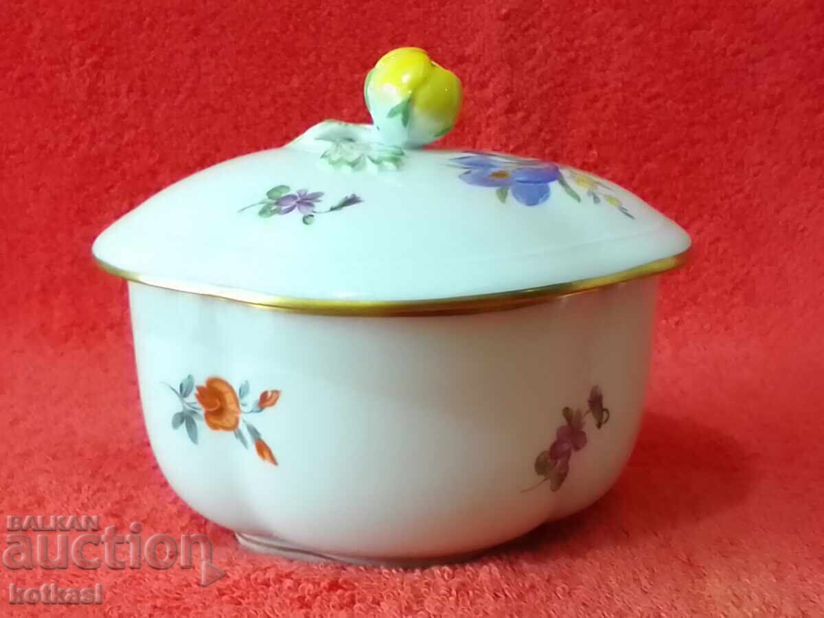 Аукцион Стара порцеланова купа Германия цветя Meissen Майсен позлата