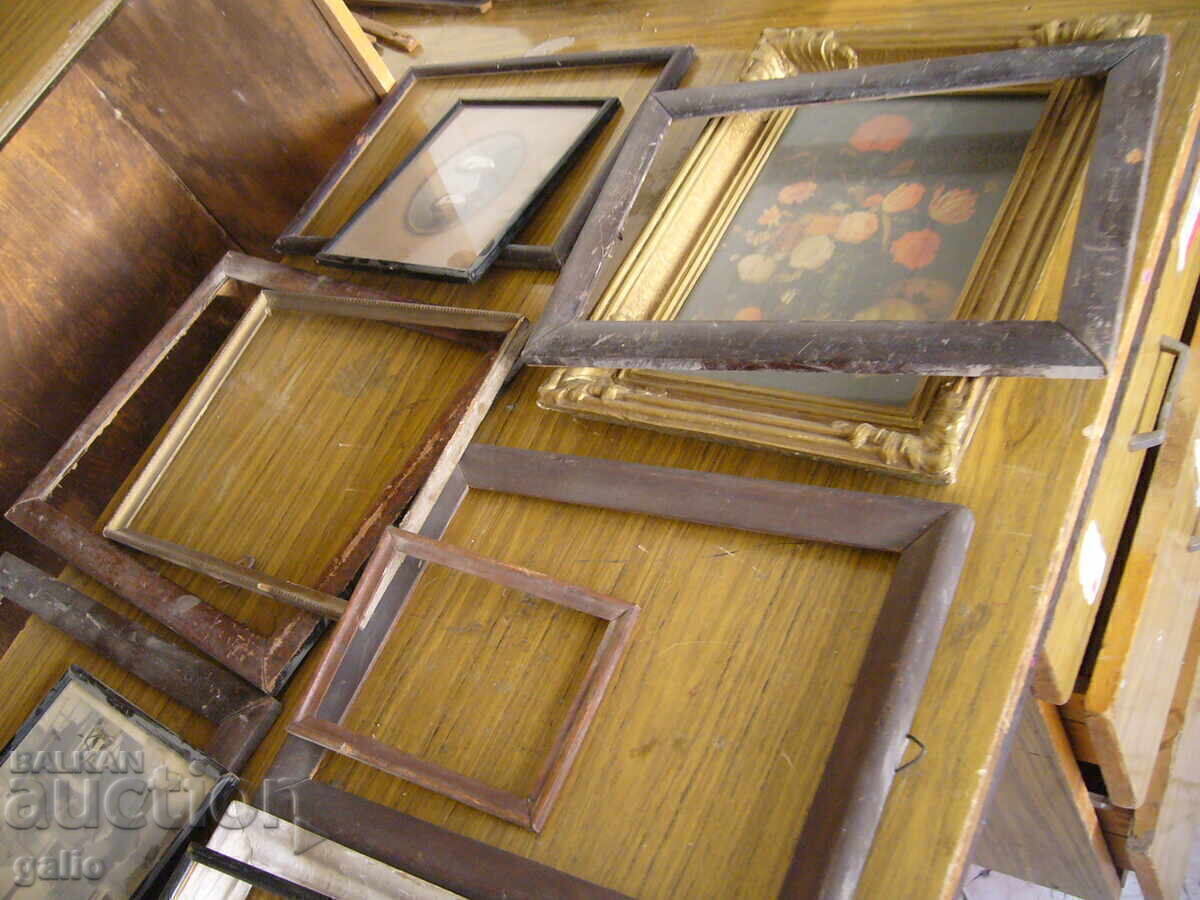 Antique Photo and Picture Frames - and from 10lv each - 6 Antique Photo and Picture Frames - and from 10lv each - 6