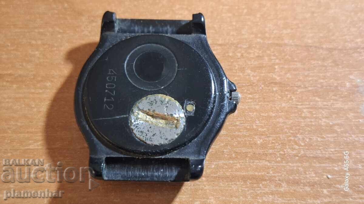 Glory quartz with price 35.00 BGN | € 17.90 Glory quartz with price 35.00 BGN | € 17.90