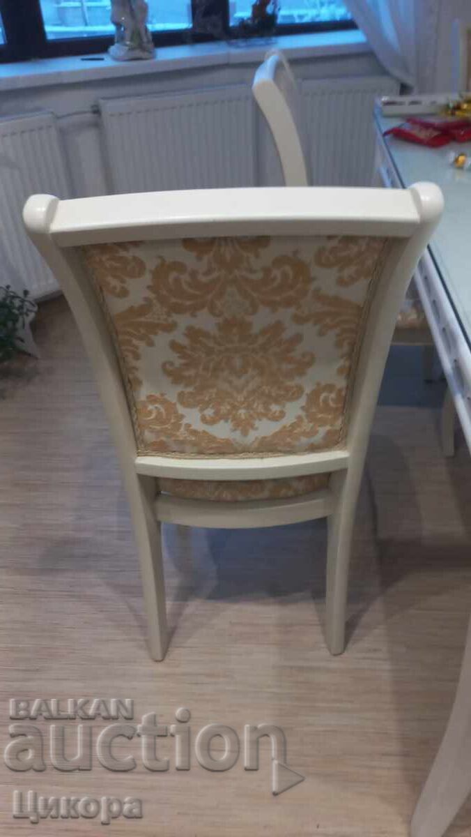 Delivery of WOODEN DINING CHAIRS - 6 pcs Delivery of WOODEN DINING CHAIRS - 6 pcs