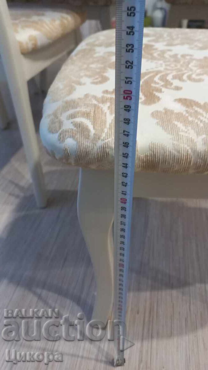 WOODEN DINING CHAIRS - 6 pcs - 7 WOODEN DINING CHAIRS - 6 pcs - 7