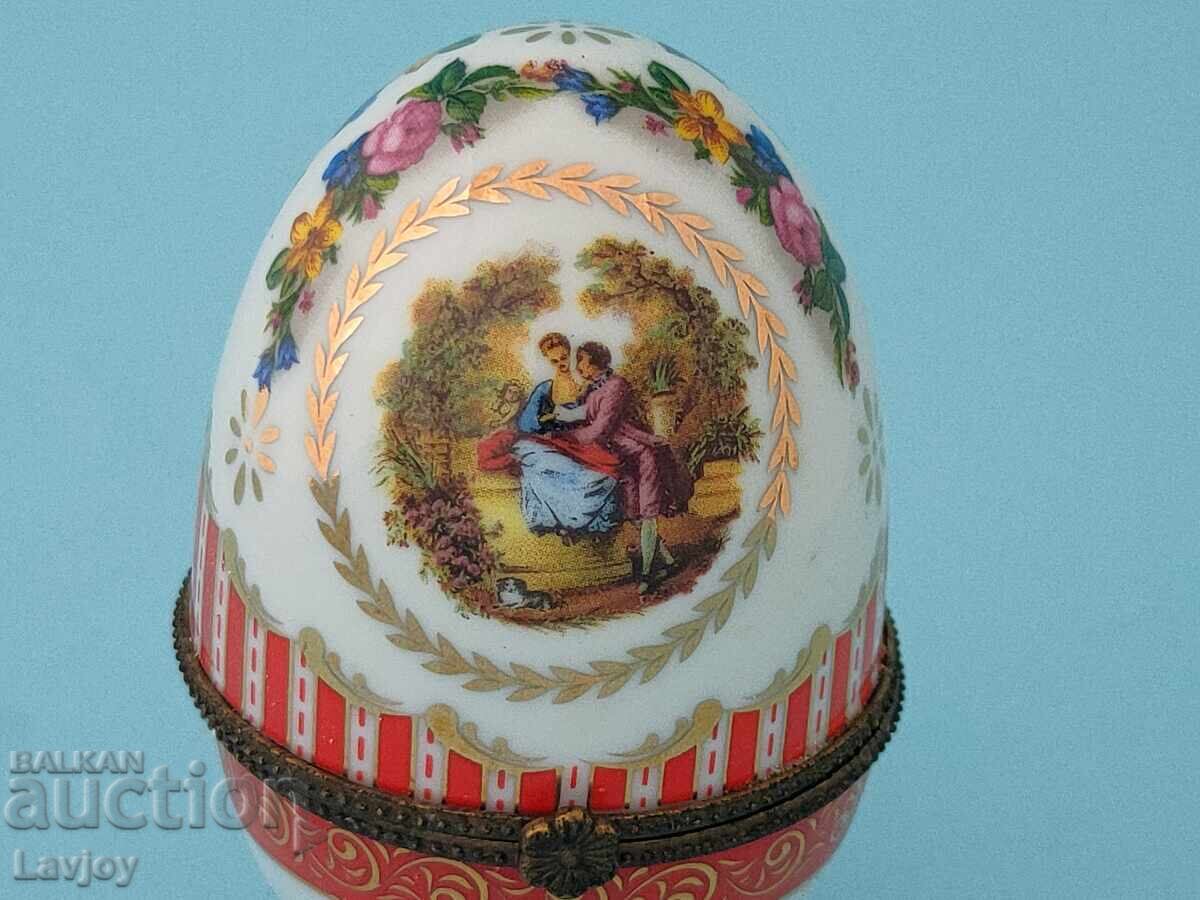 Porcelain egg Romantic scene Faberge type with price 50.00 BGN | € 25.56 Porcelain egg Romantic scene Faberge type with price 50.00 BGN | € 25.56