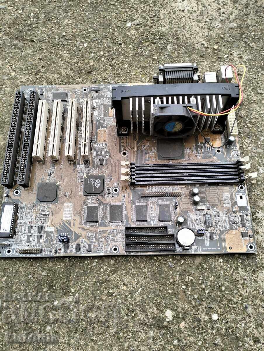 Old motherboard with processor Old motherboard with processor