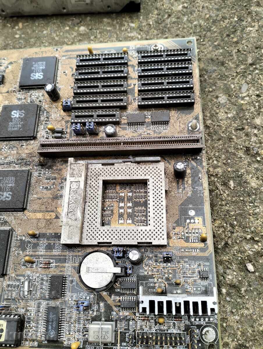 Auction Old motherboard with hard drive Auction Old motherboard with hard drive