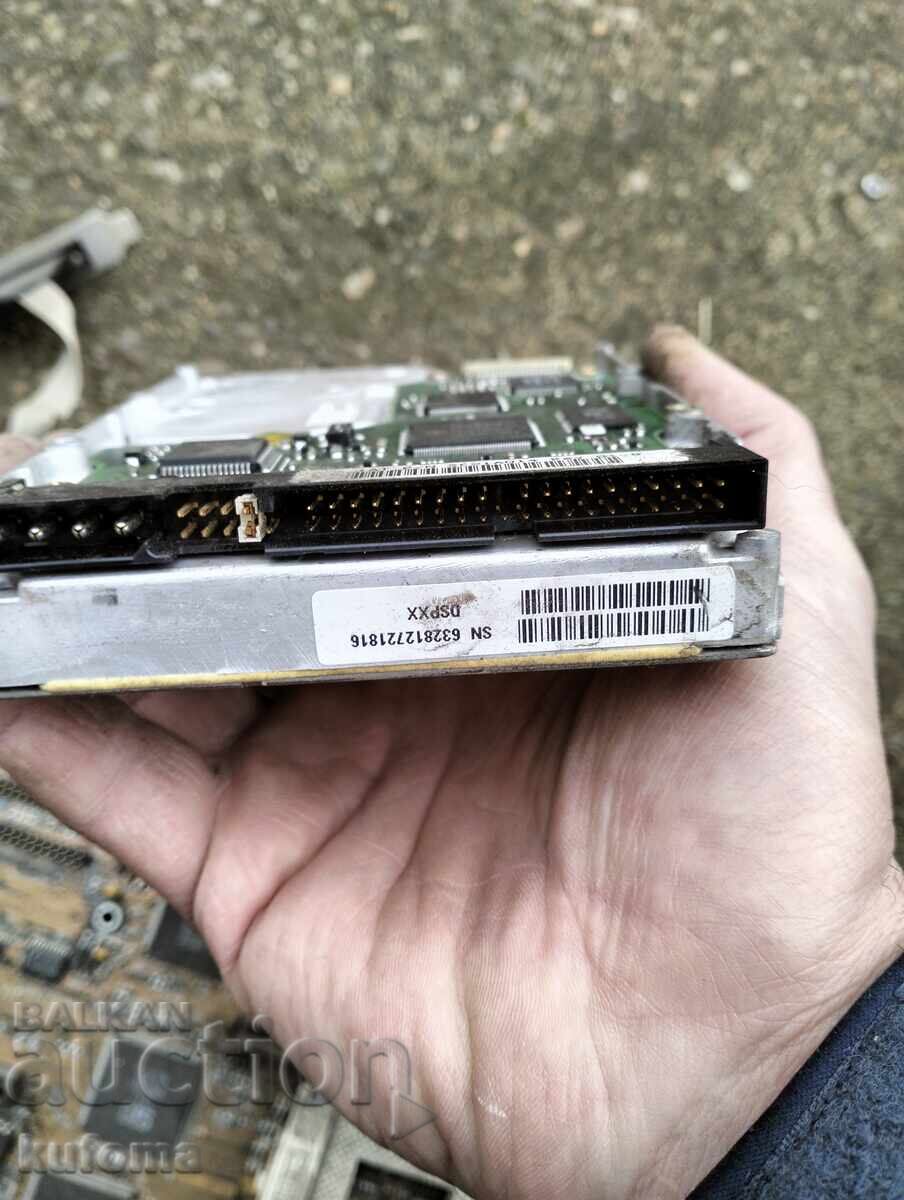 Old motherboard with hard drive - 6 Old motherboard with hard drive - 6