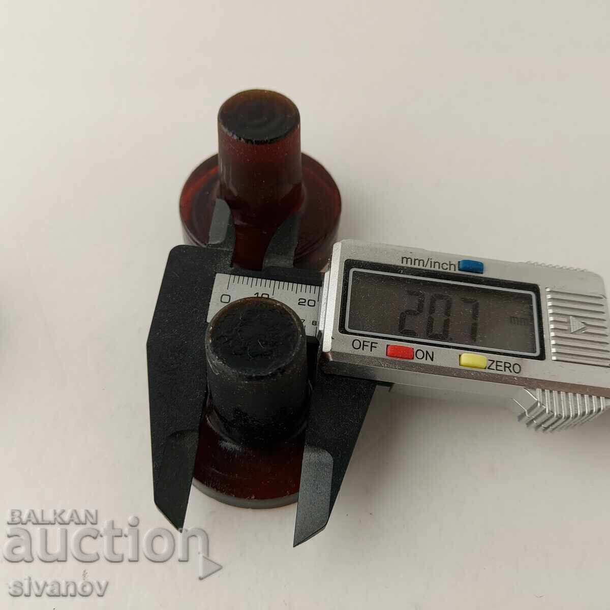 Lot of 3 glass stoppers for apothecary bottles B0026 - 6 Lot of 3 glass stoppers for apothecary bottles B0026 - 6