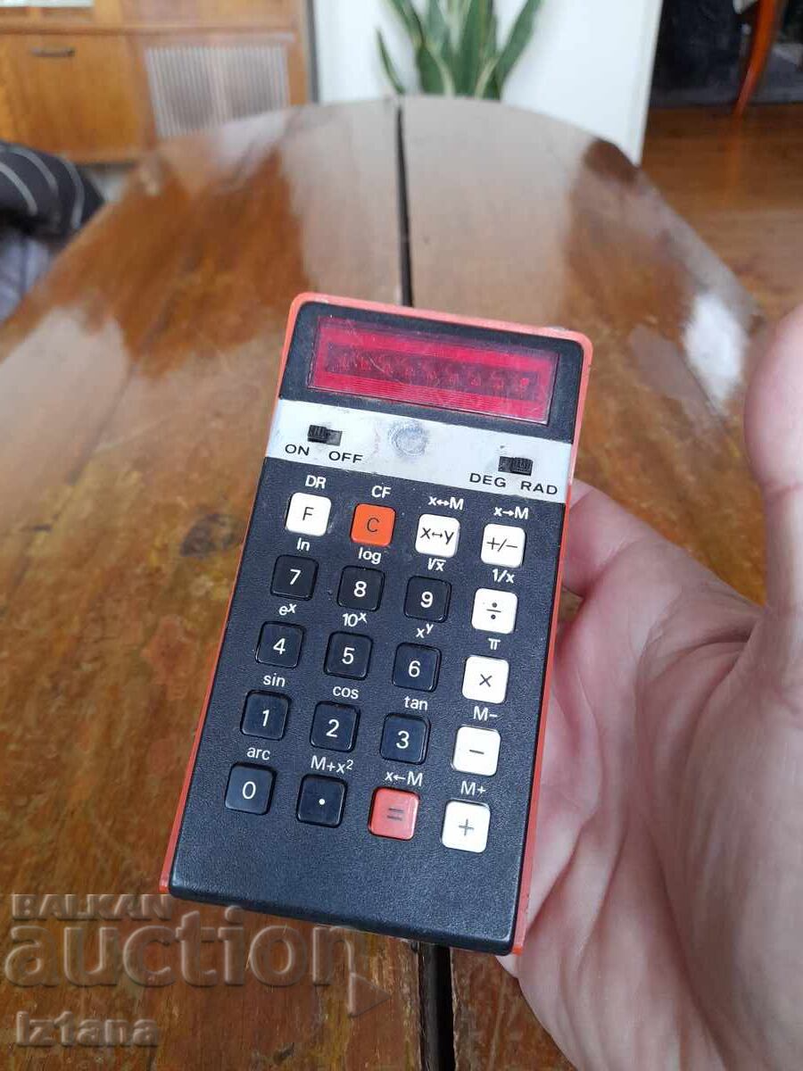Calculator vechi Elka, Elka 135M cu preț 80.00 BGN | € 40.90 Calculator vechi Elka, Elka 135M cu preț 80.00 BGN | € 40.90