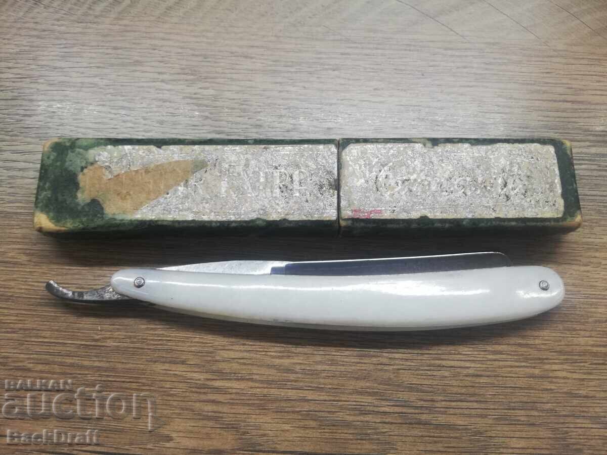 Delivery of OLD GERMAN SILBER STAHL SOLINGEN SHOVEL, ENGRAVED BLADE Delivery of OLD GERMAN SILBER STAHL SOLINGEN SHOVEL, ENGRAVED BLADE