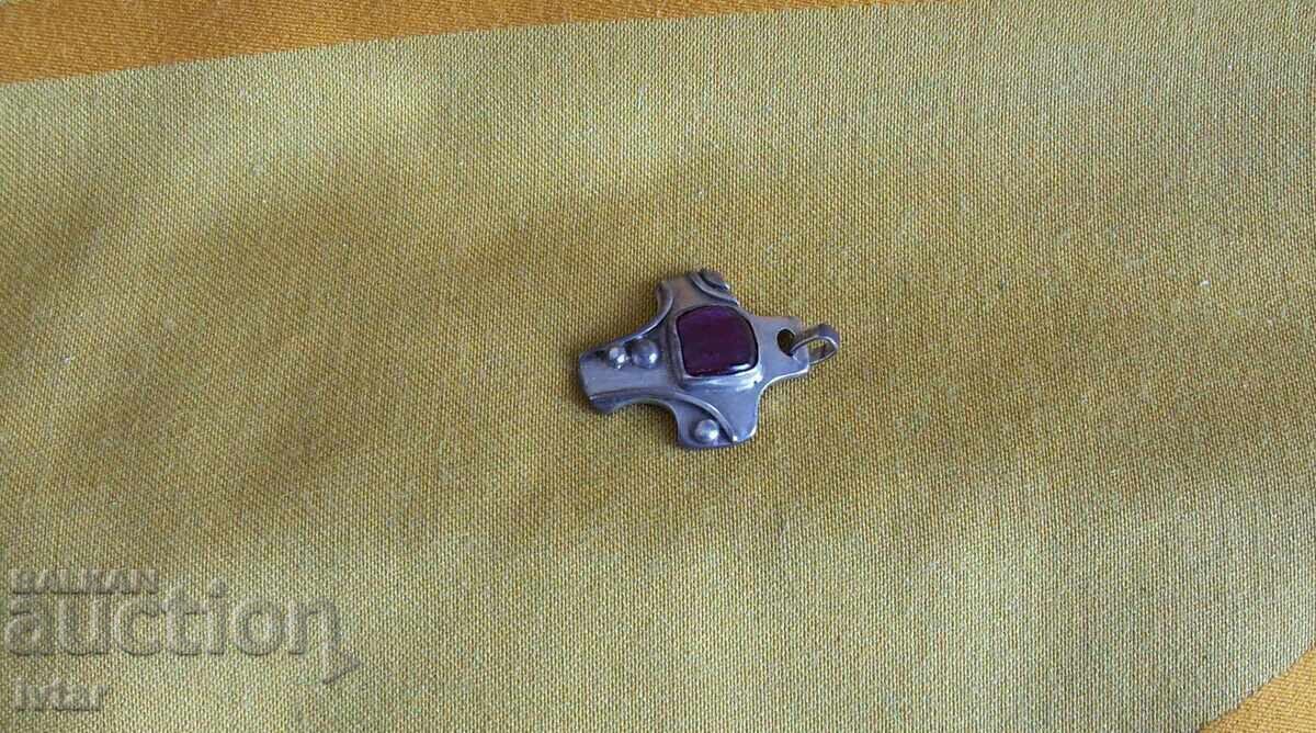 Аукцион Старинно гръцко сребърно кръстче с гранат