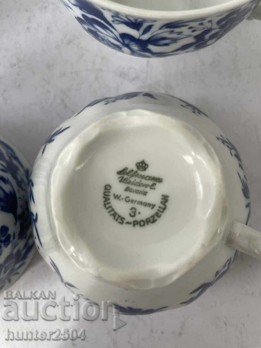 Auction Cups-4 pcs, 6/7 cm, Germany Auction Cups-4 pcs, 6/7 cm, Germany