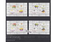 2014 set of mushroom blocks + 2 Souvenirs