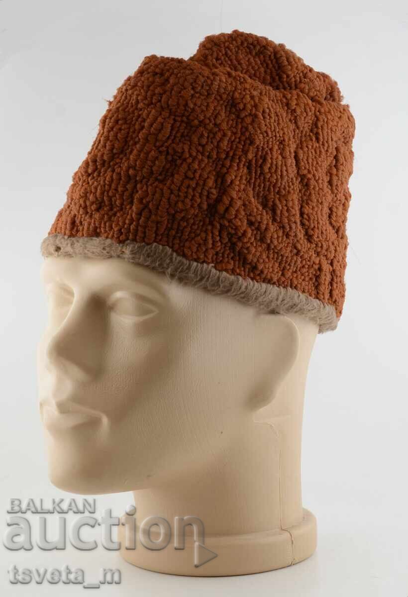 Antique men's hat, folk costume with price 35.00 BGN | € 17.90 Antique men's hat, folk costume with price 35.00 BGN | € 17.90