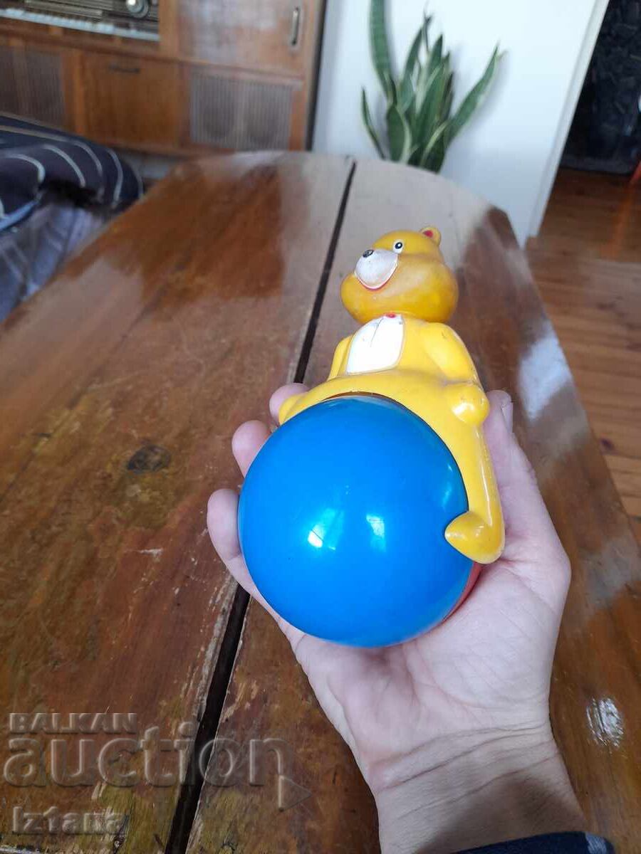 Delivery of Old toy Bear Delivery of Old toy Bear