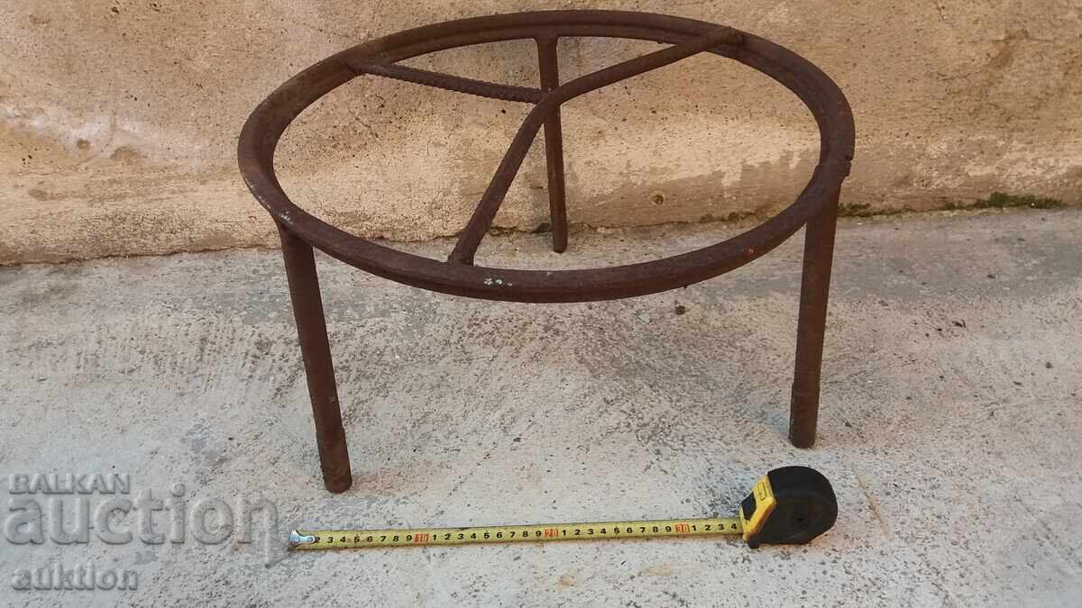 massive metal pyrostia with price 19.99 BGN | € 10.22 massive metal pyrostia with price 19.99 BGN | € 10.22