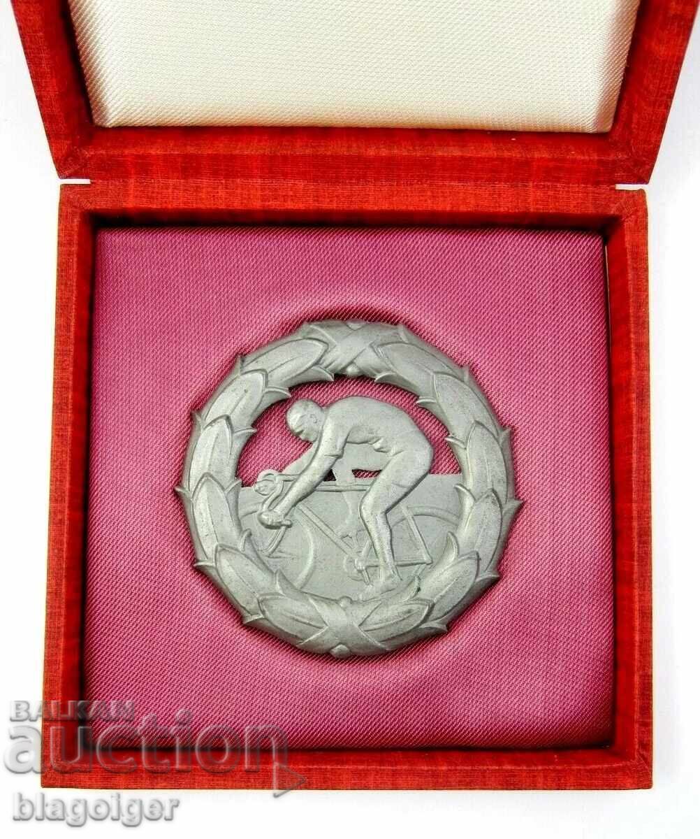 Delivery of Cycling-Award medal-Champion of Austria-1970 Delivery of Cycling-Award medal-Champion of Austria-1970