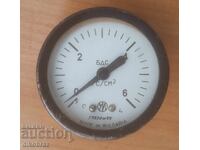 Pressure gauge Bulgaria - from a penny