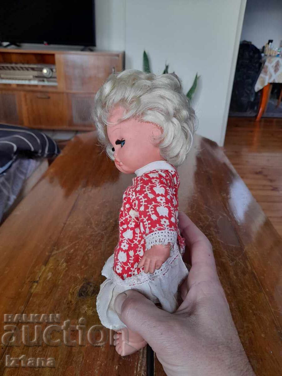 Παλιά κούκλα με τιμή 12.00 BGN | € 6.14 Παλιά κούκλα με τιμή 12.00 BGN | € 6.14