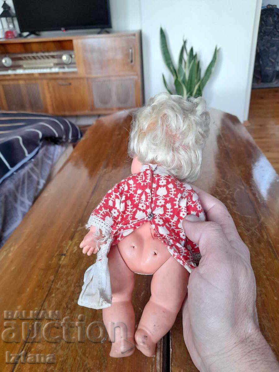 Δημοπρασία Παλιά κούκλα Δημοπρασία Παλιά κούκλα