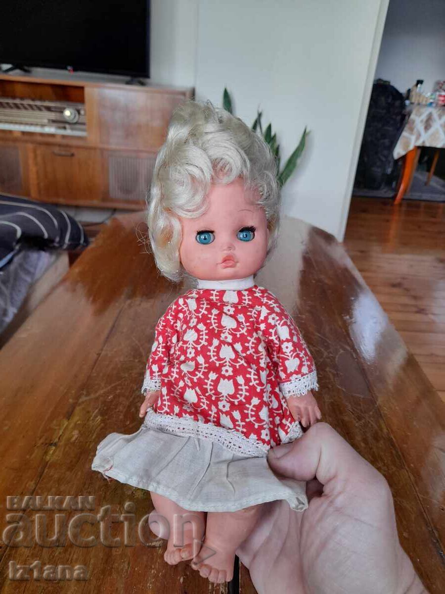 Παλιά κούκλα Παλιά κούκλα