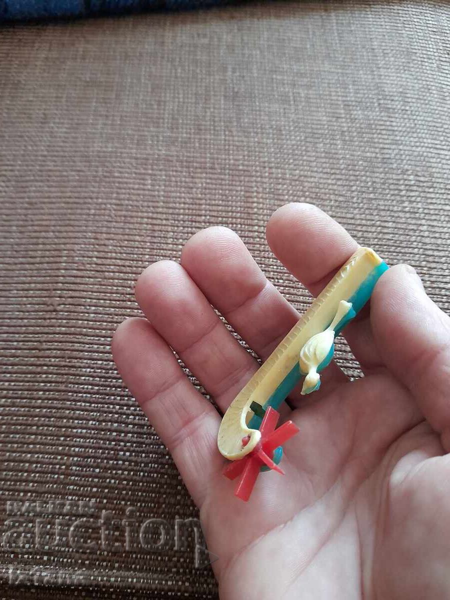 Δημοπρασία Ένα παλιό παιδικό σφύριγμα