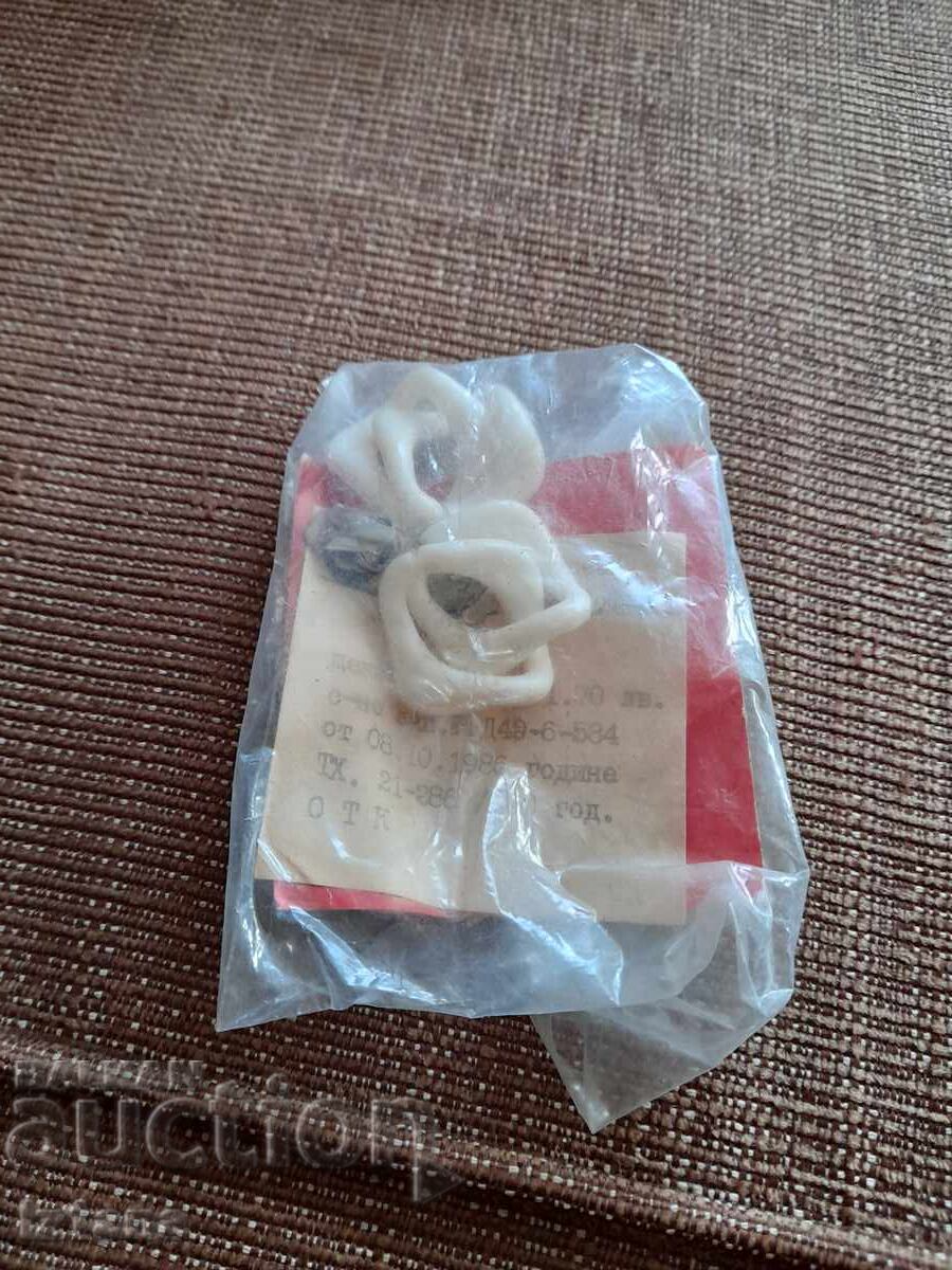 Old Ladies' Earrings Old Ladies' Earrings