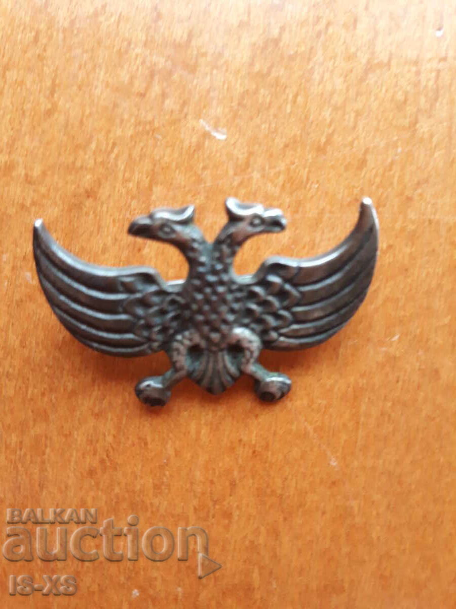 Old Russian silver brooch with price 40.00 BGN | € 20.45 Old Russian silver brooch with price 40.00 BGN | € 20.45