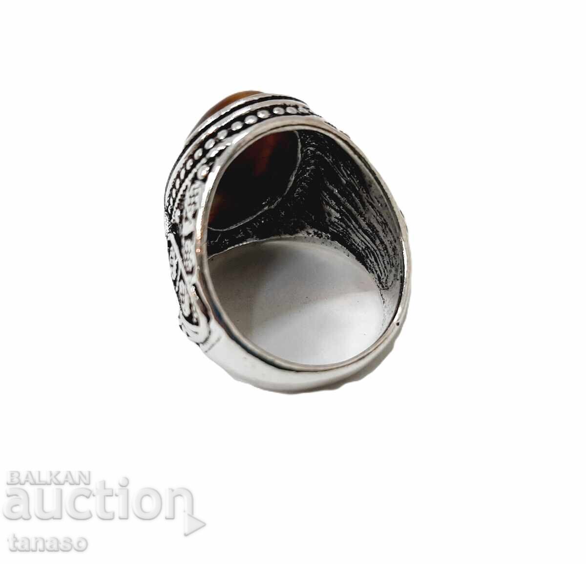 Δημοπρασία Δαχτυλίδι με τα μάτια της τίγρης