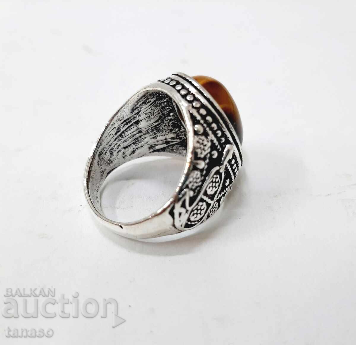Delivery of Tiger's eye ring