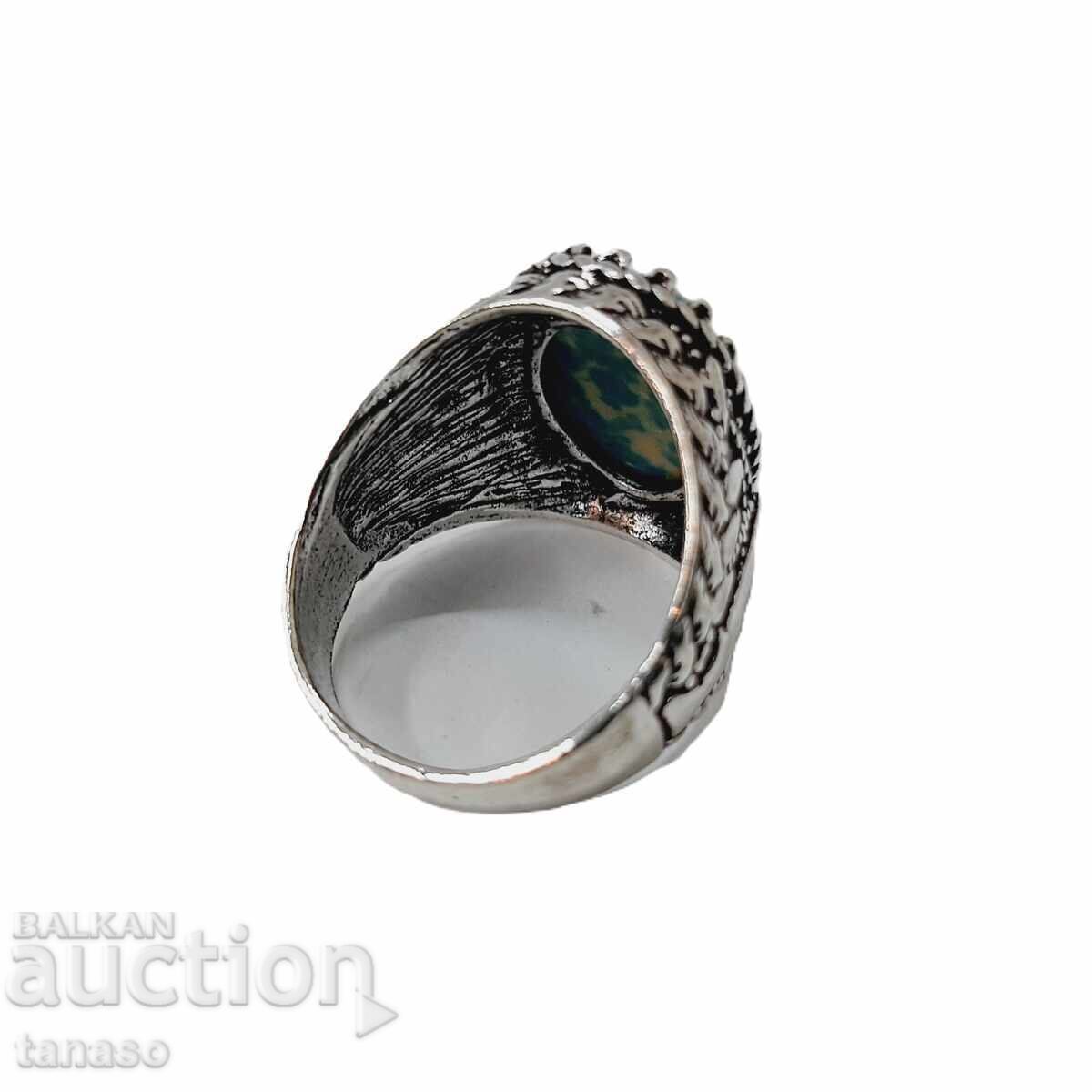 Auction  Ring with turquoise