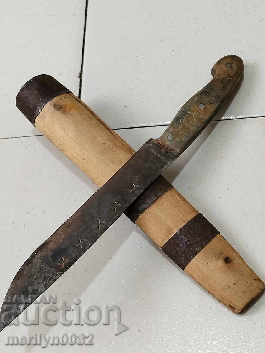 Shepherd's knife with scabbard Karakulak Chiren horn Chekia Shepherd's knife with scabbard Karakulak Chiren horn Chekia