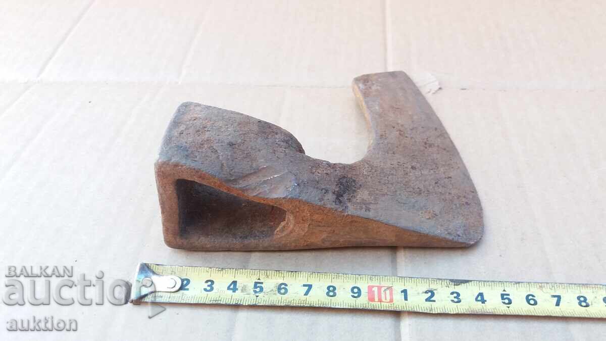 OLD MASSIVE AXE SOC. - 5 OLD MASSIVE AXE SOC. - 5