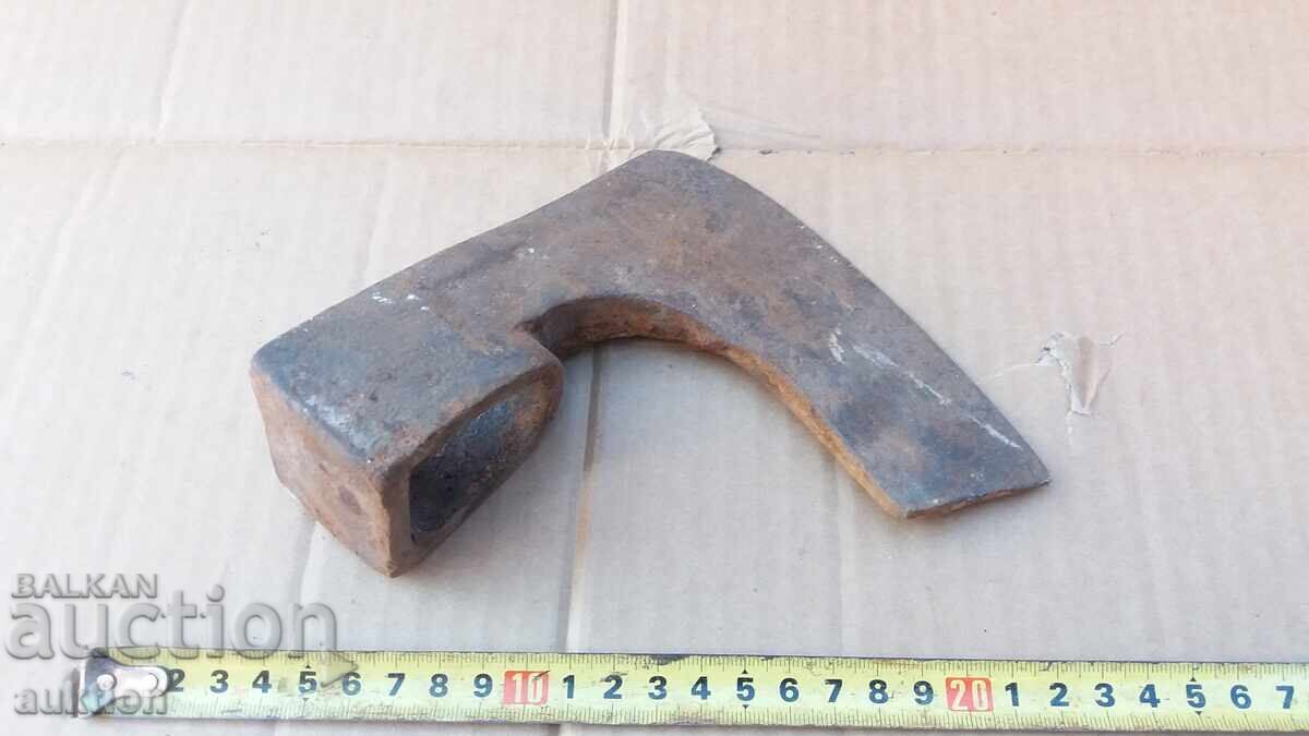 OLD MASSIVE AXE SOC. OLD MASSIVE AXE SOC.