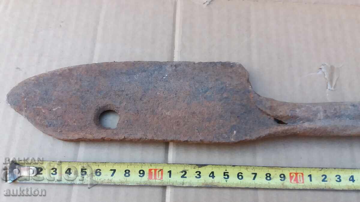 MASSIVE FORGED RENAISSANCE SATCHER WITH MARKING - 6 MASSIVE FORGED RENAISSANCE SATCHER WITH MARKING - 6